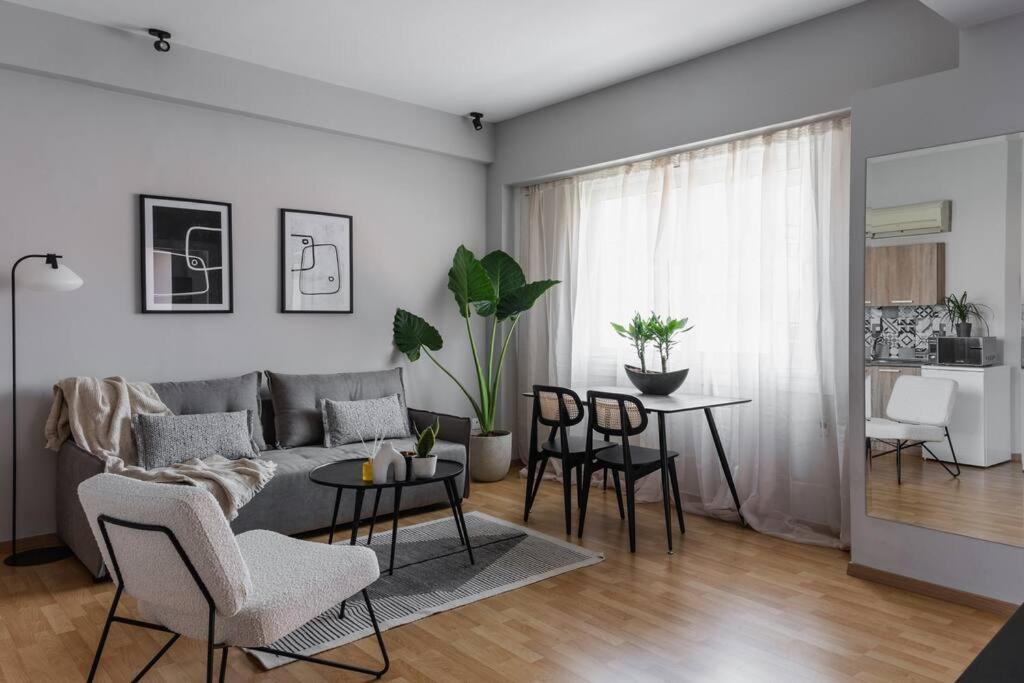 Your Cosy Perch In The Heart Of The Athenian Buzz Dış mekan fotoğraf